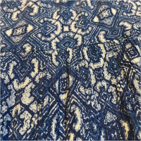 ANTHROPOLOGIE Vanessa Virginia Ladder Lace Blue Peasant Top Size Small - Picture 11 of 12